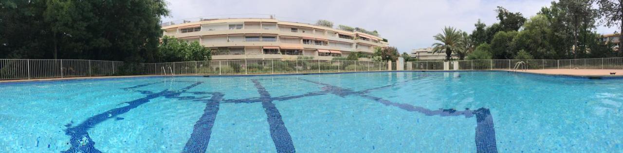 Brigitte Studio Centre Saint Tropez Parking Piscine Wifi Vue Mer Luaran gambar